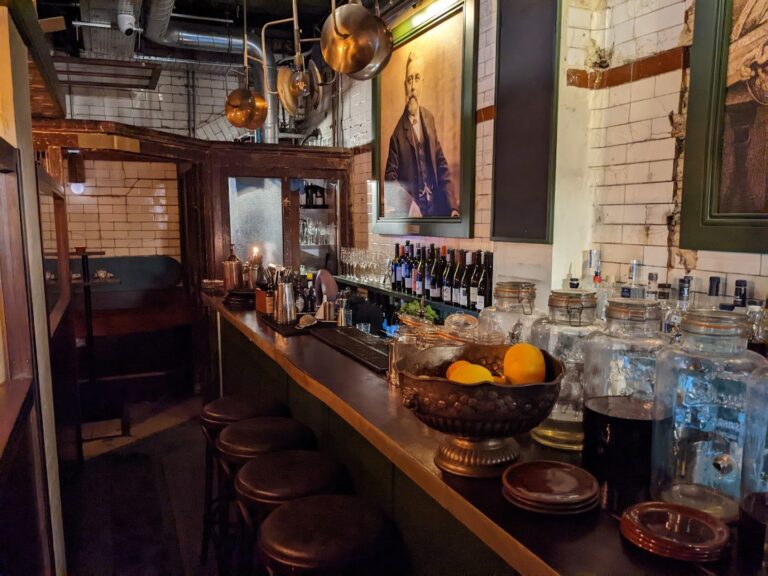 WC Wine Charcuterie Bloomsbury 1 768x576